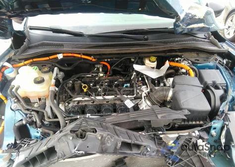 2020 Ford Escape Se Sport Hybrid z USA, uszkodzony, nr VIN 1FMCU0BZ6LUB87864